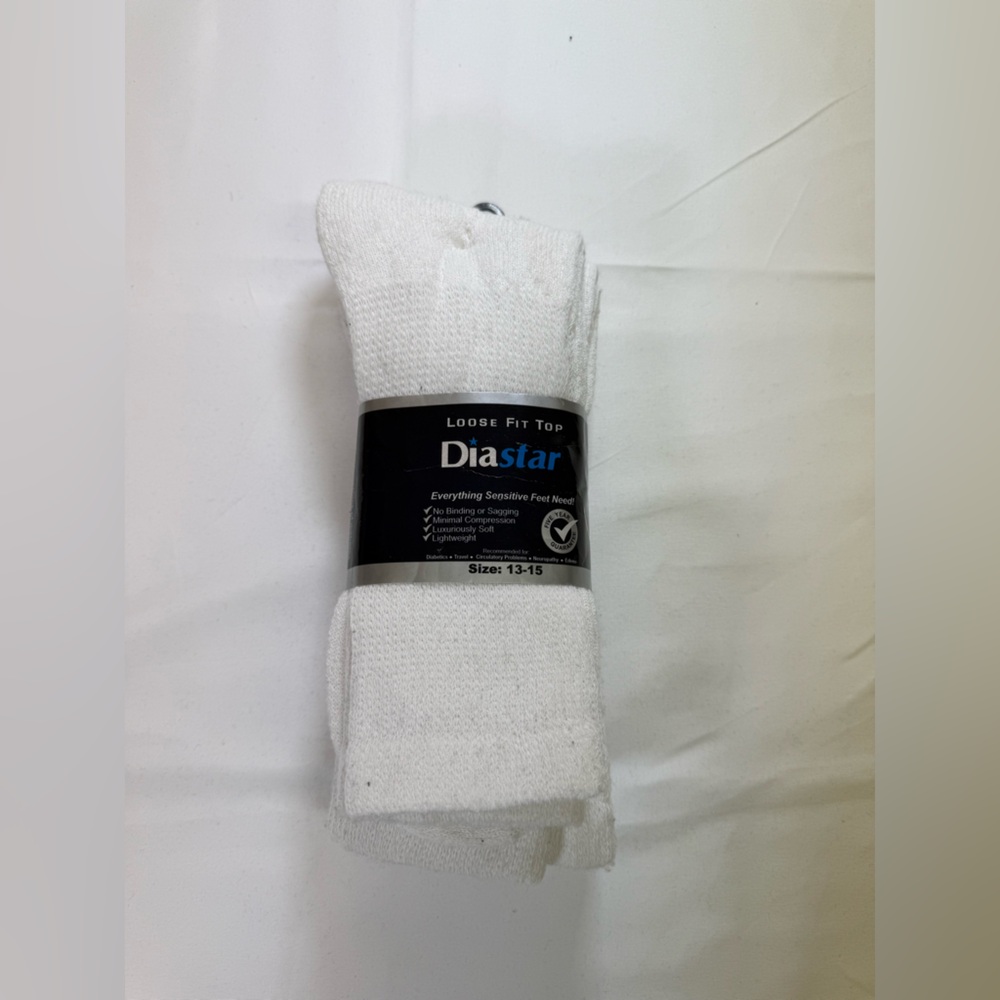 3-pack‎ Diabetic White Men's Socks. Loose fitting. Size 13-15